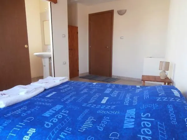 Oda ve Kahvaltı Neverland 3*