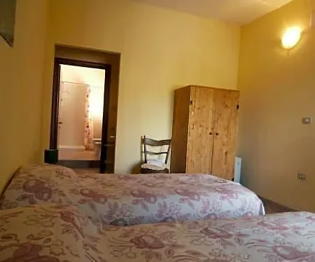 Bed & Breakfast Neverland 3*